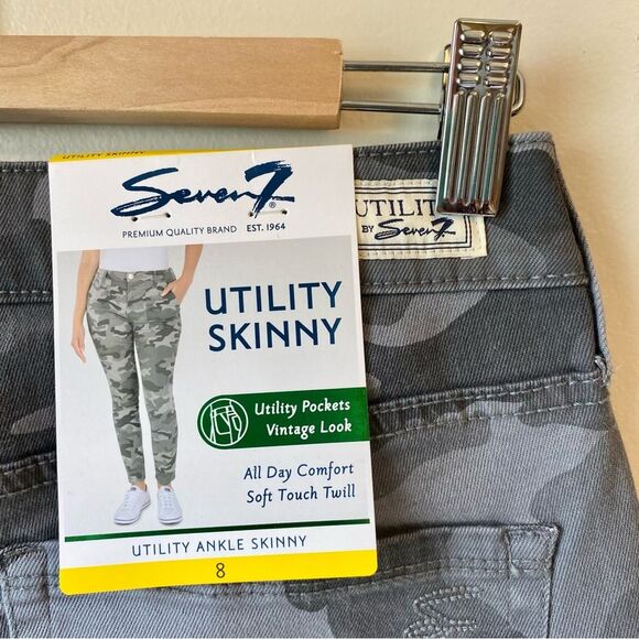 SEVEN7 Pants Utility Ankle Skinny Soft Touch Twill Gray Concrete Camo 8 NWT - Picture 9 of 9